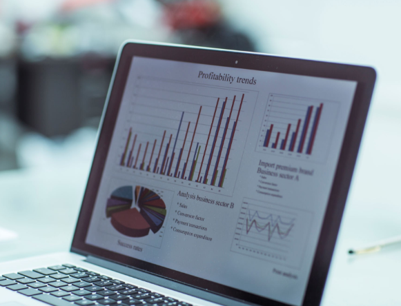Menyingkap Pola Penyakit: Studi Kasus Analisis Regresi Linear pada Data Medis